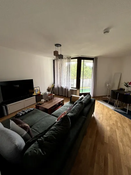 Beschreibung lesen - voll möblierte 2‐Zimmer‐Wohnung - Möbelübernahme Pflicht — photo 1